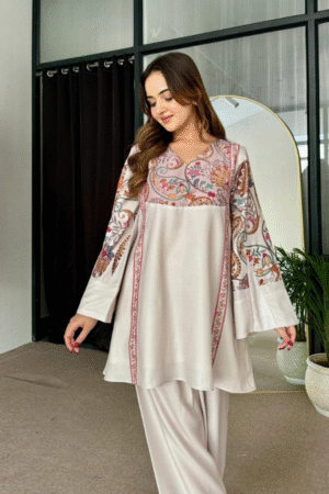 Avril 2PC – Silky Lawn Collection